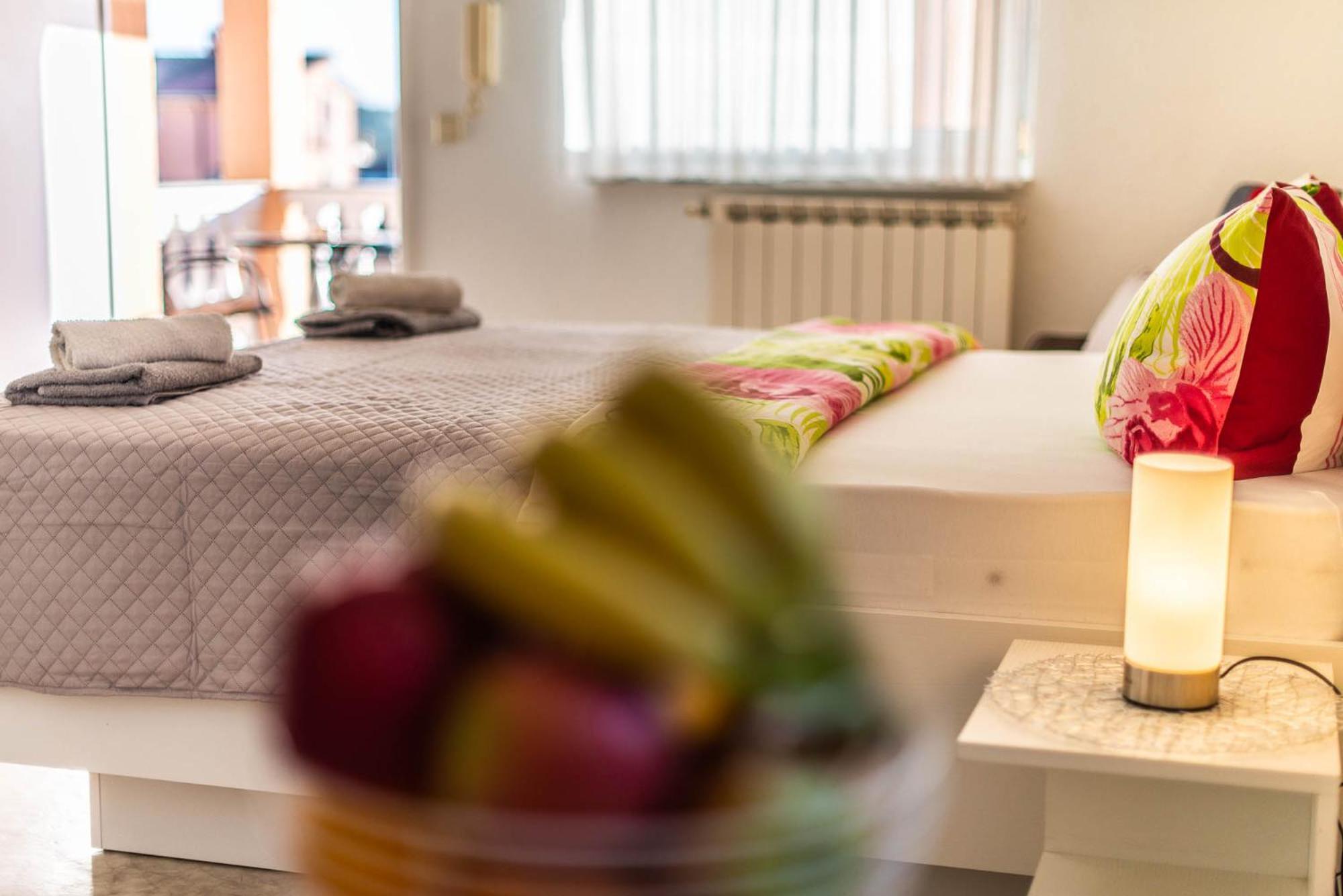 Haus Delphin Apartment Porec Bagian luar foto